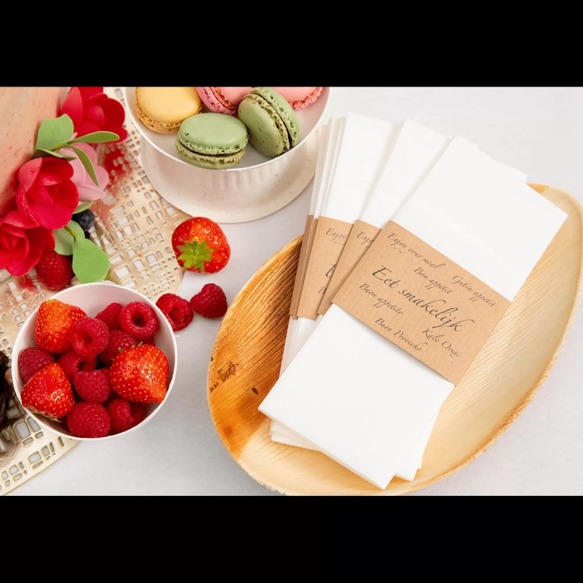 Outlet Bestekzakje Wit 40X33Cm Pochello Airlaid + Wikkel "Smakelijk Eten" 50 Stuks Bestekzakjes