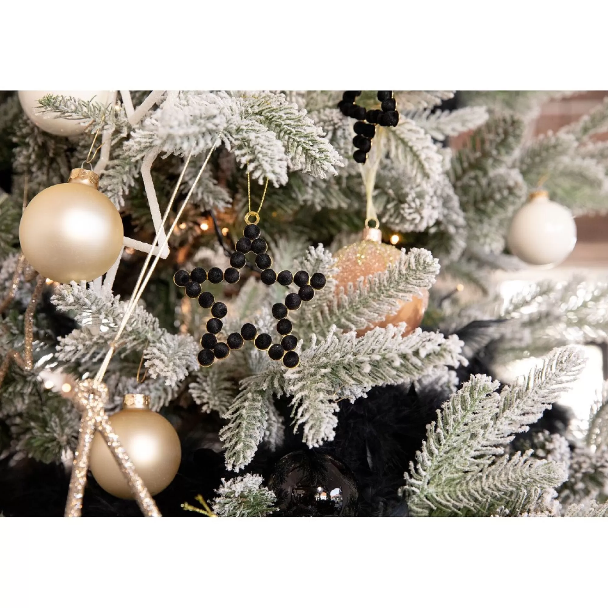 Shop Kerstboom Milford Hinged Snowy H 122Cm 97Cm 669 Tips Grote Kerstbomen